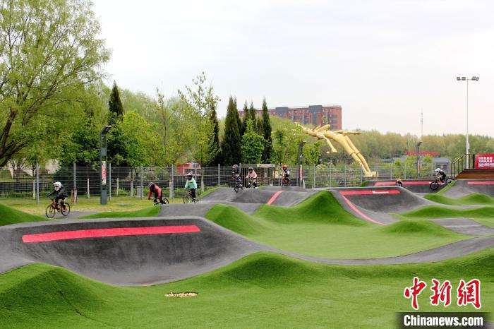 筑牢泵道运动人才根基：2025中法泵道教练员培训