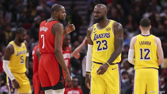 湖人备战季后赛首轮G1 强调保护球与卡位战术