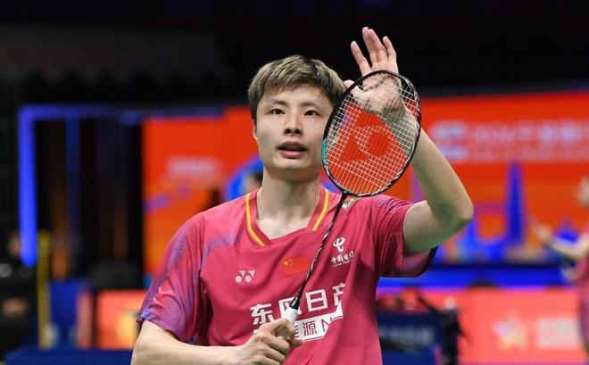 石宇奇直落两局力克周天成 时隔7年再进亚锦赛决